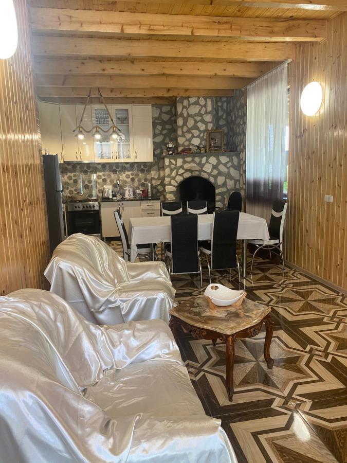 Kirta Hotel Gordi Ngoại thất bức ảnh
