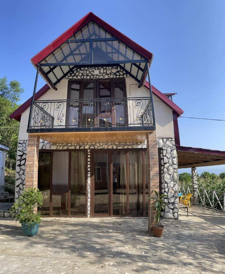 Kirta Hotel Gordi Ngoại thất bức ảnh
